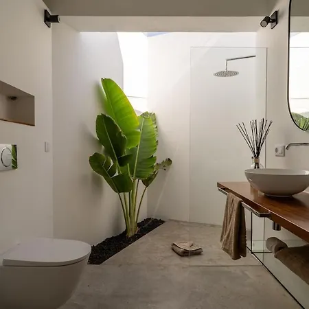 Sea View Private Infinity Pool Sunsets