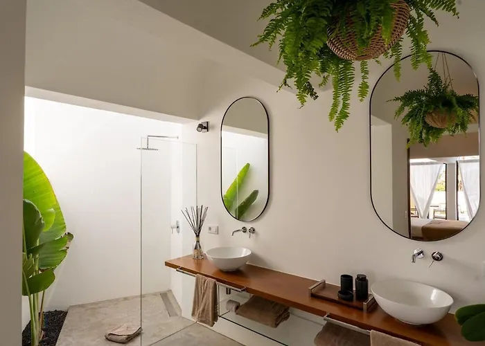 Sea View Private Infinity Pool Sunsets Holiday home